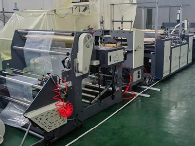 選擇制袋機(jī)的磁粉離合器時(shí)，需要考慮以下幾個(gè)方面：