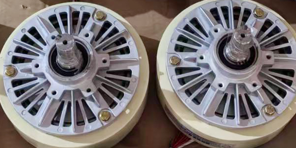 切紙機(jī)行業(yè)對磁粉制動器的核心要求