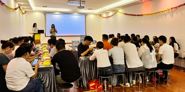 6月份臺靈機(jī)電生日團(tuán)建，誰是幸運(yùn)星？