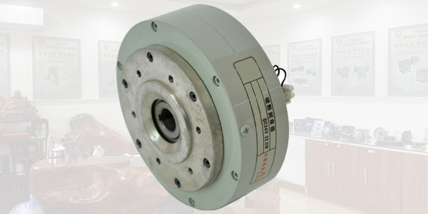 磁粉制動器和傳統(tǒng)制動器性能對比詳解