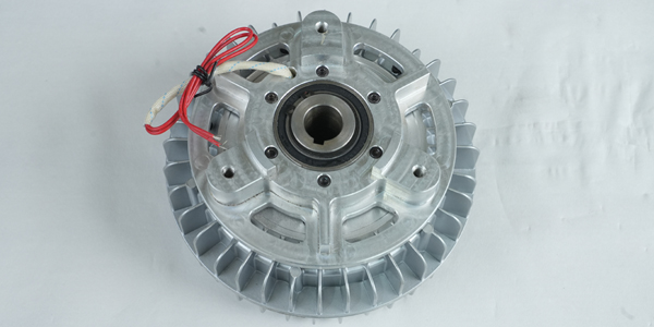 磁粉剎車器在自動模切機中如何提升運行效率？